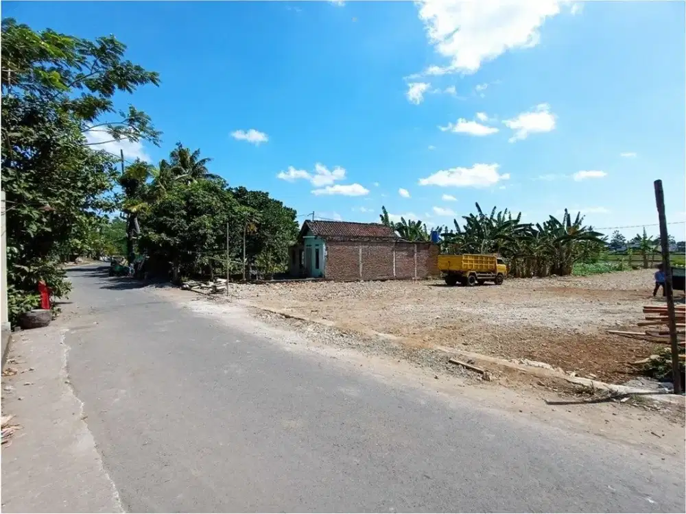 Jl Imogiri Timur km 10, 1 menit ke Lapangan Wonokromo