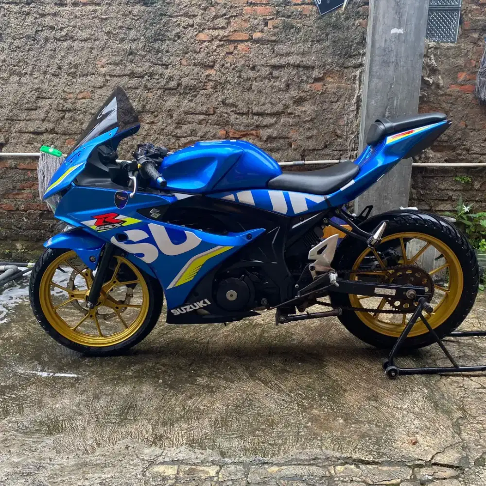 Gsx r 150 tahun 2017 mulus