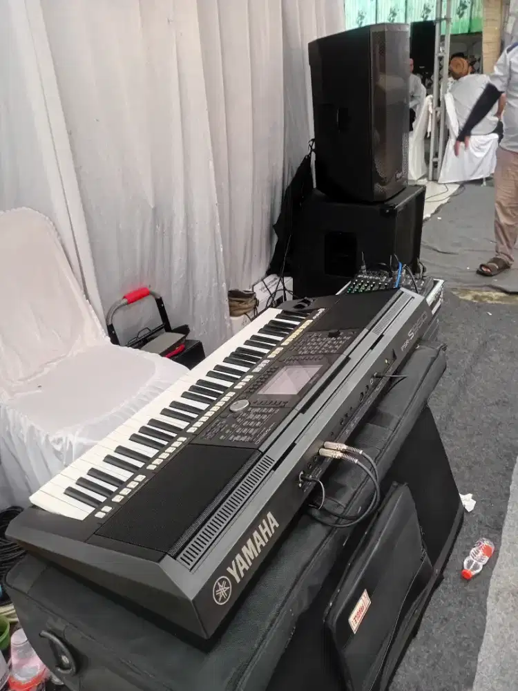 Dijual keyboard psr s950.