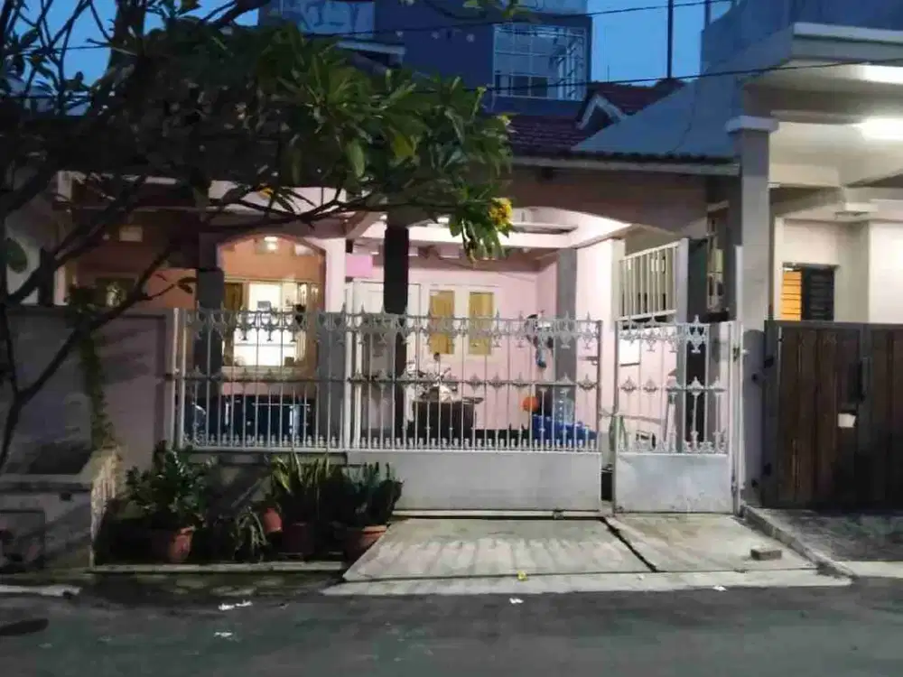Dijual Rumah Cepat Lt 108/1.4 M nego selangkah Mall GGP Bekasi Selatan