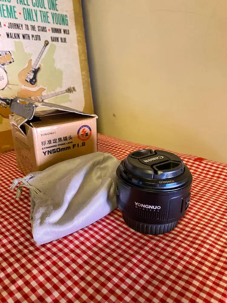 Yongnuo Lensa Kamera Fix 50mm F1.8 Mulus Lengkap n Book Dus Sarung