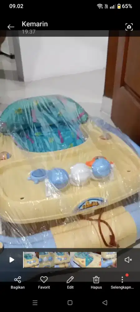 Jual cepat baby walker merk family dn tmpt duduk bayi.mulus sprti baru