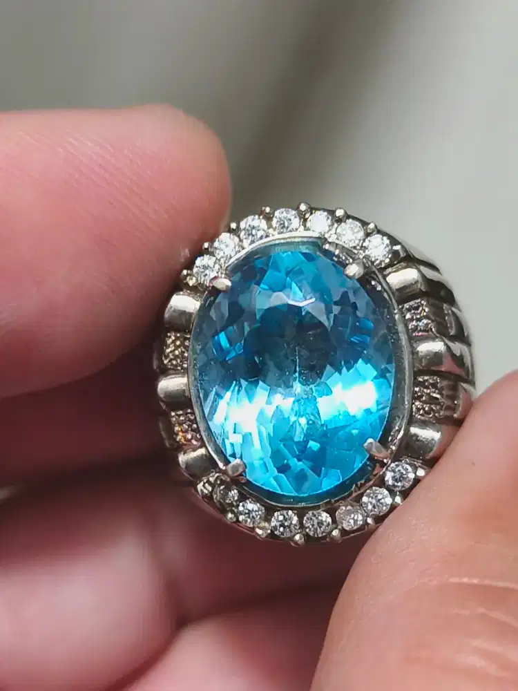 Batu blue topaz Swiss 9.46 carat memo MRI ring perak