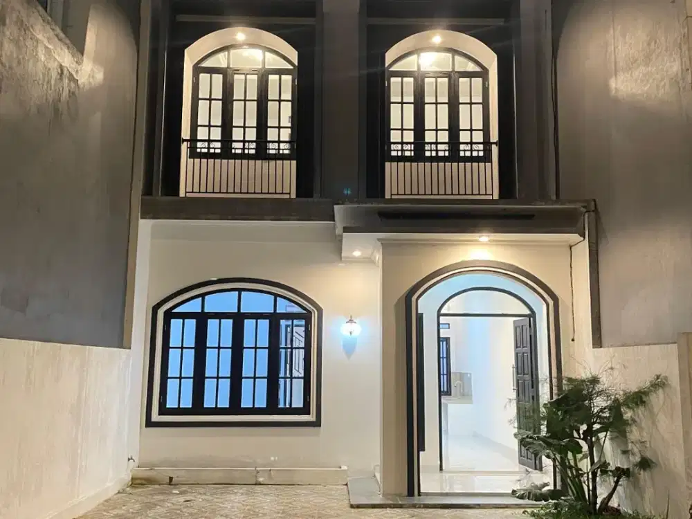 RUMAH BAGUS ELEGAN READY CLUSTER STRATEGIS DI JAGAKARSA JAKARTA SELATAN