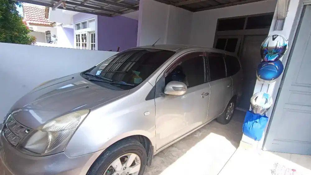 Grand Livina 1.8 MT 2008