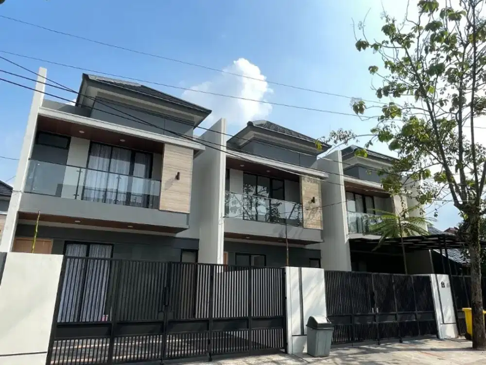 Hunian Ekslusif 2 Lantai Dekat Jakarta Selatan