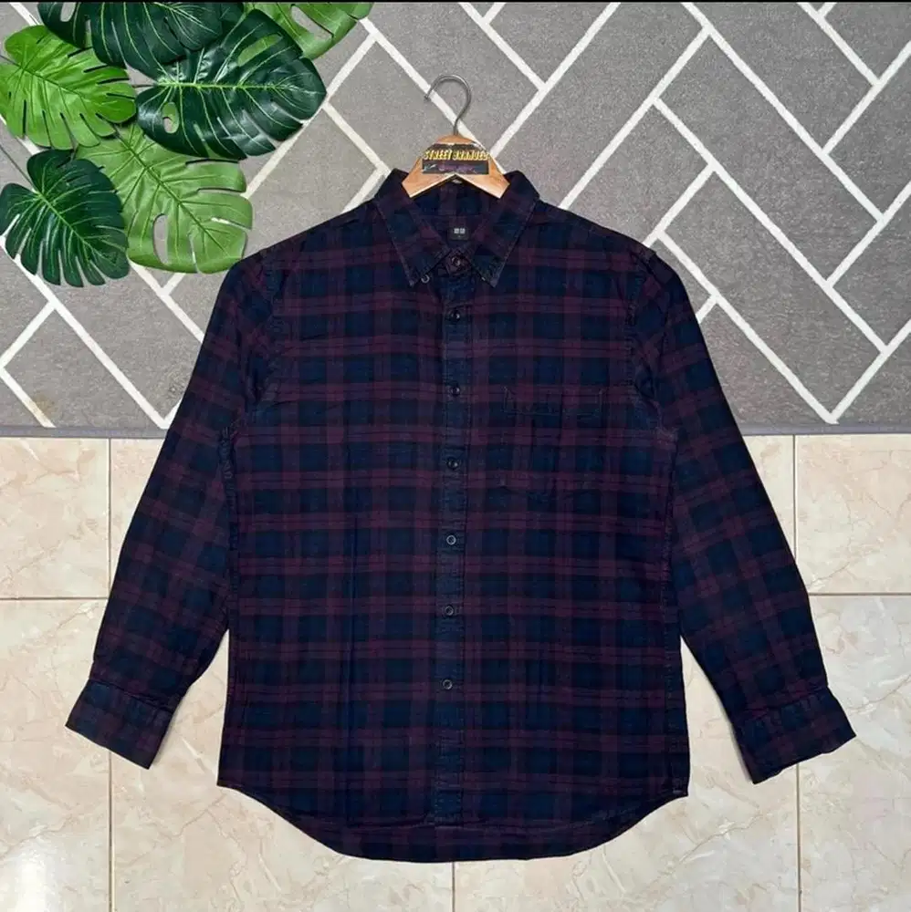 Preloved UNIQLO Kemeja Flannel