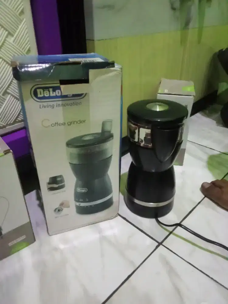 Alat penggiling kopi