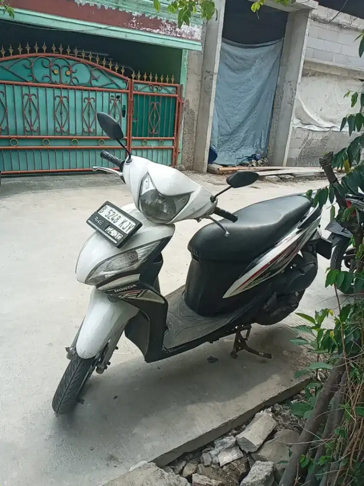 Saya tukang ojek antar jemput sekolah/kerja. Bayar nya Harga MURAH.