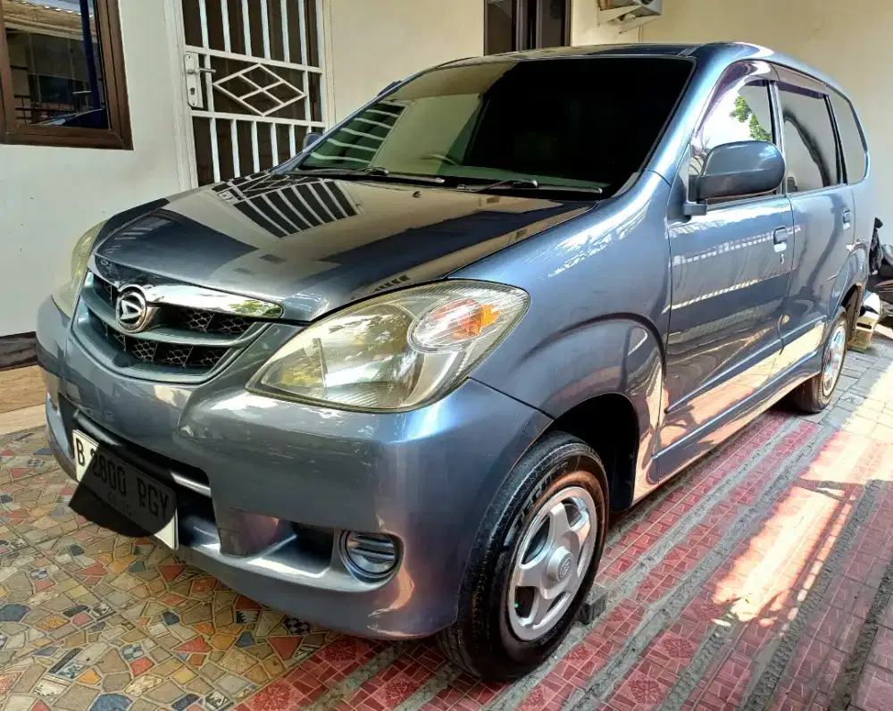 Daihatsu Xenia 1.0 D manual th 2009 sgt mulus