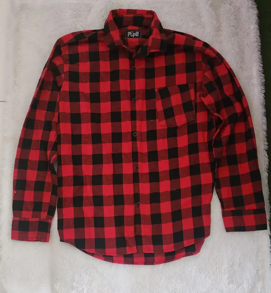 Dijual kemeja flanel kotak2 merah
