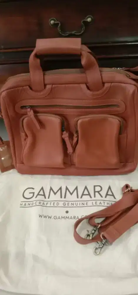 Tas kerja cowo merk GAMMARA