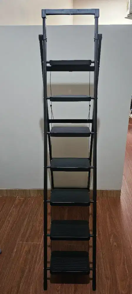 Dijual tangga lipat tinggi 1,5 meter