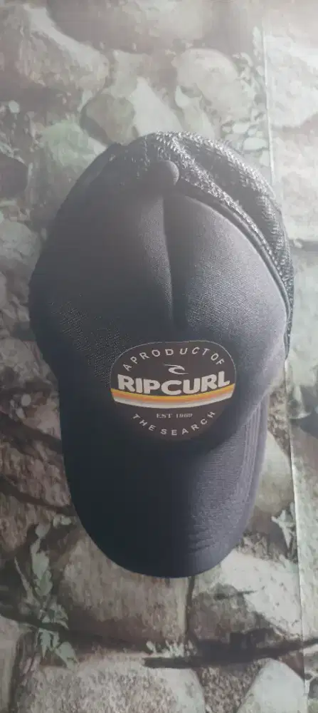 topi rip curl & Darkside