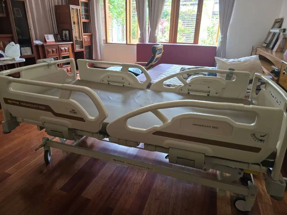 Ranjang Kasur / Bed Kamar Tidur Bekas