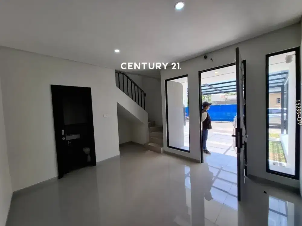 Disewakan Rumah 2 Lantai Siap Huni Di Vazza Living Plumeria