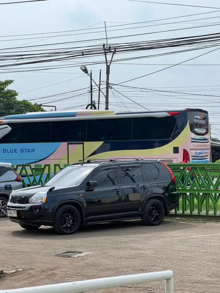 Nissan Xtrail 2.0 cvt bensin