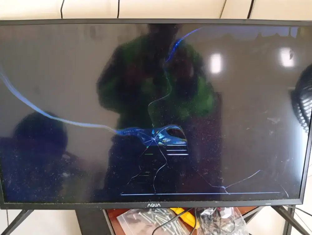 TV mati Aqua 32 inch