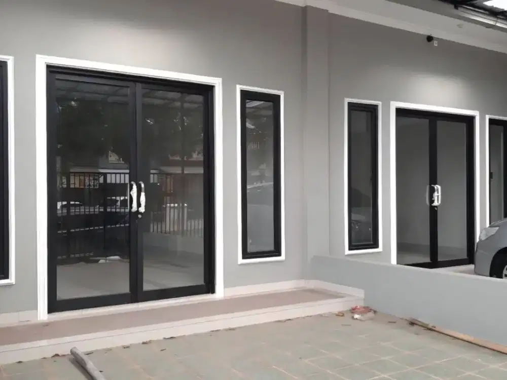 Ruko SHM Hadap Barat Lokasi Ramai - Kelapa Dua Gading Serpong