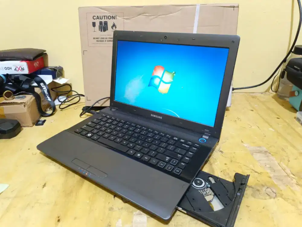 Samsung RV413 Amd Second