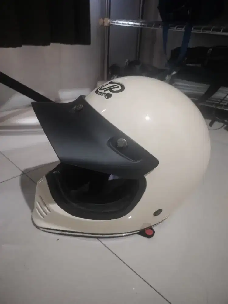 JPX HELM JP SIGNATURE SOLID