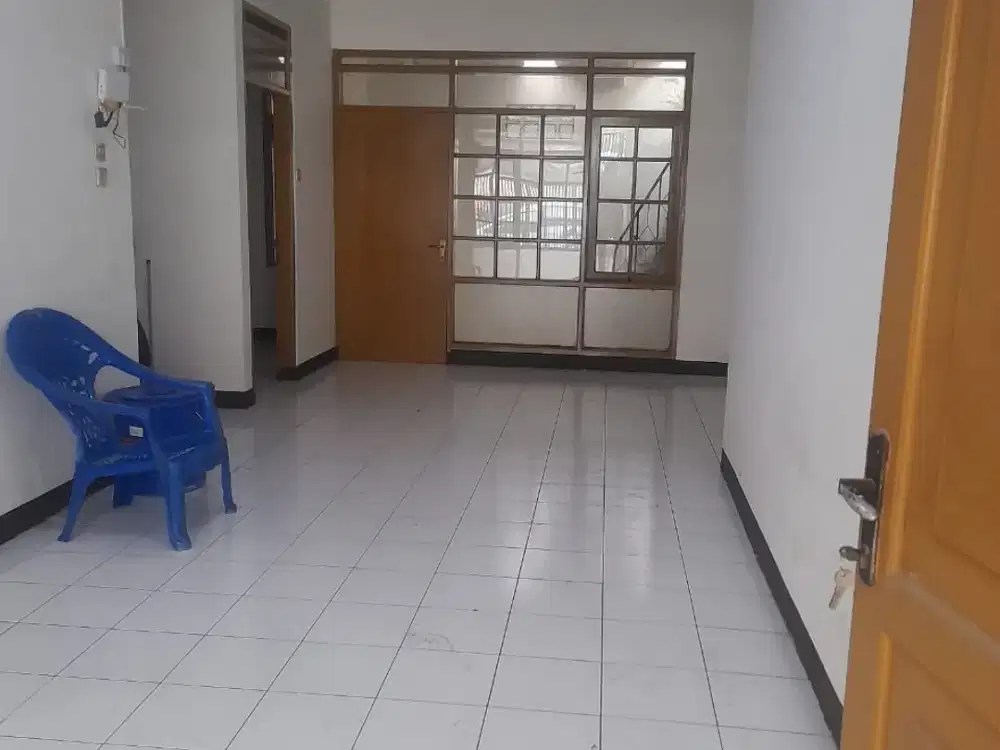 Dijual Rumah Ideal di Taman Kopo Indah Bandung
