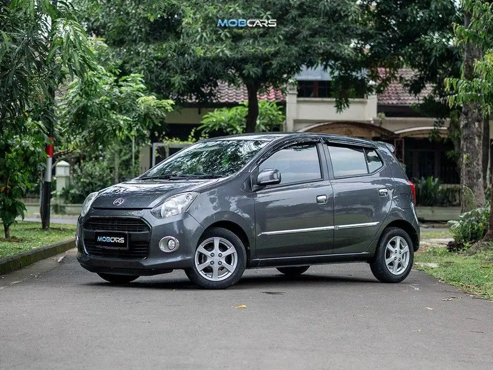 CASH TERMURAH DAIHATSU AYLA 1.0 X MT 2014 ABU ABU MOBCARS