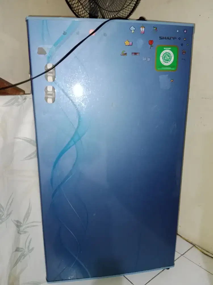 DIJUAL KULKAS SHARP 1 PINTU