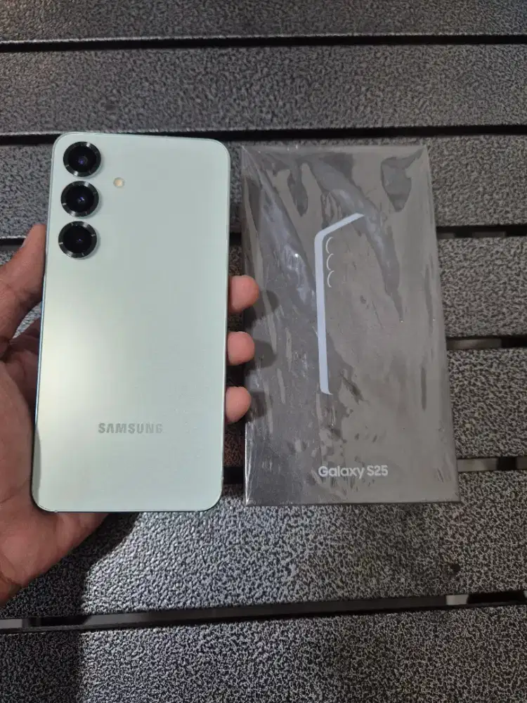 Samsung S25 5G 12/512gb sein mint like new