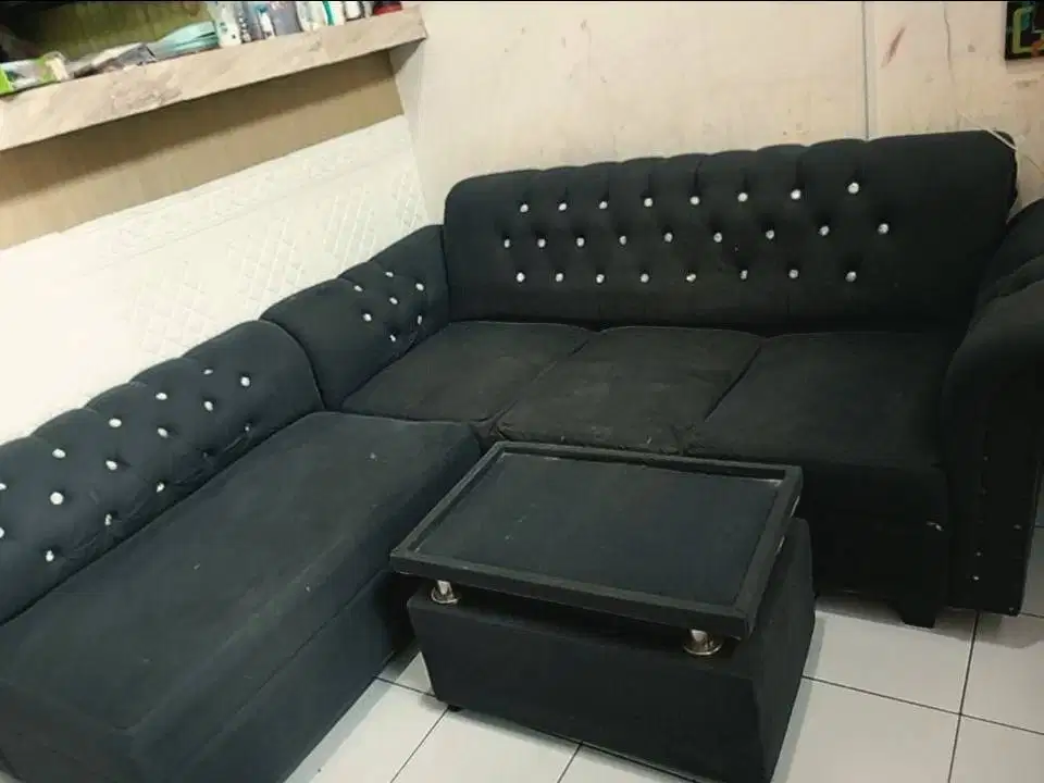 Sofa letter L minimalis