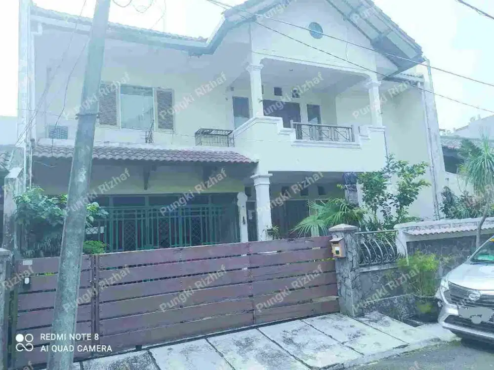 DIJUAL - Rumah siap huni cocok untuk jadi kos-kosan dekat kampus STAN di Pondok Jaya - Bintaro