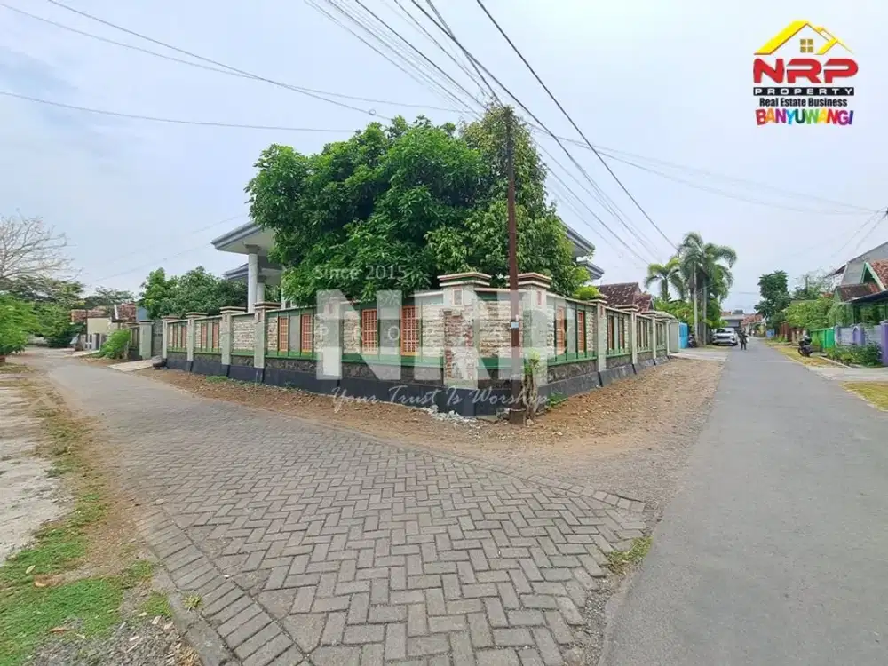Dijual Rumah Mewah 2 Lantai di Tamanbaru Banyuwangi – Desain Modern & Halaman Luas