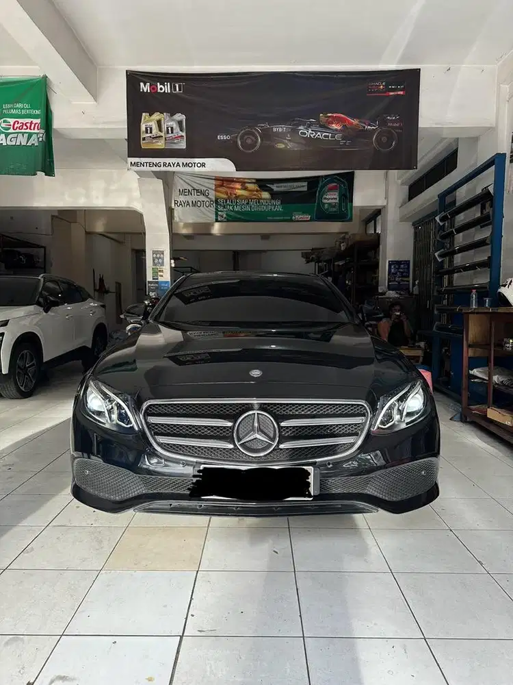 Mercedes benz E300 Avantgarde CBU