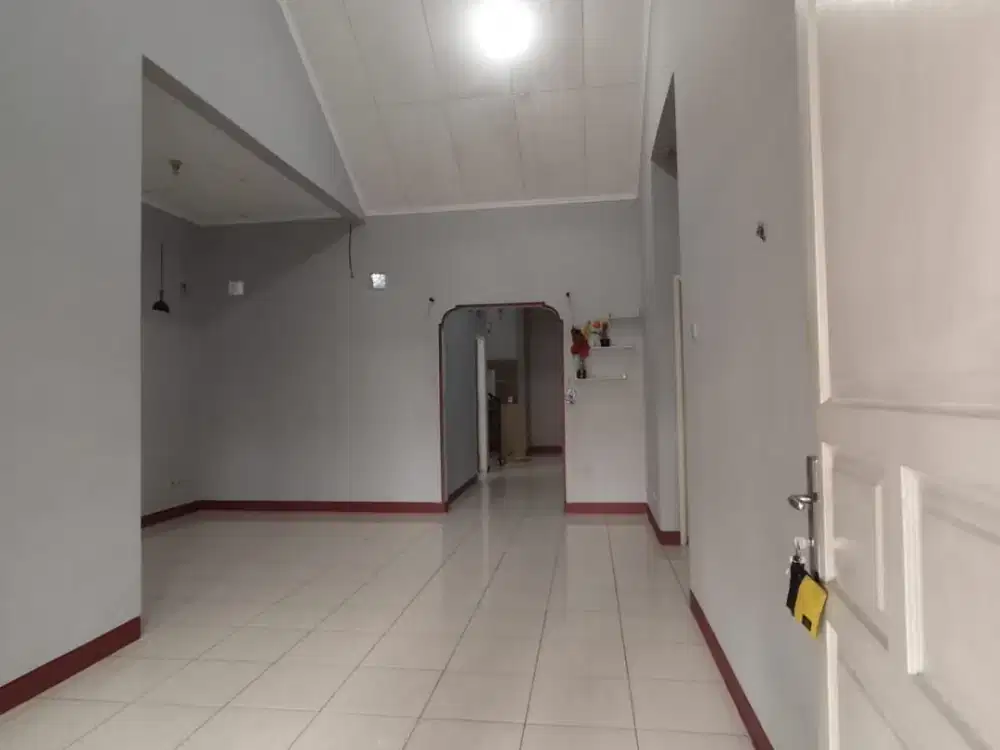 Rumah Strategis di Harapan Indah, Cluster Taman Sari – Dekat Fasilitas Lengkap & Keamanan 24 Jam!