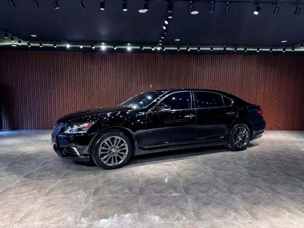 Lexus LS 600 HYBRID 2013