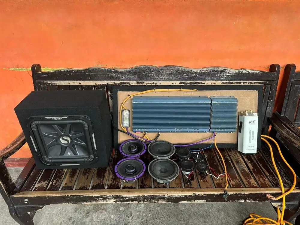 Audio Set Hi End Copotan Mobil Pribadi