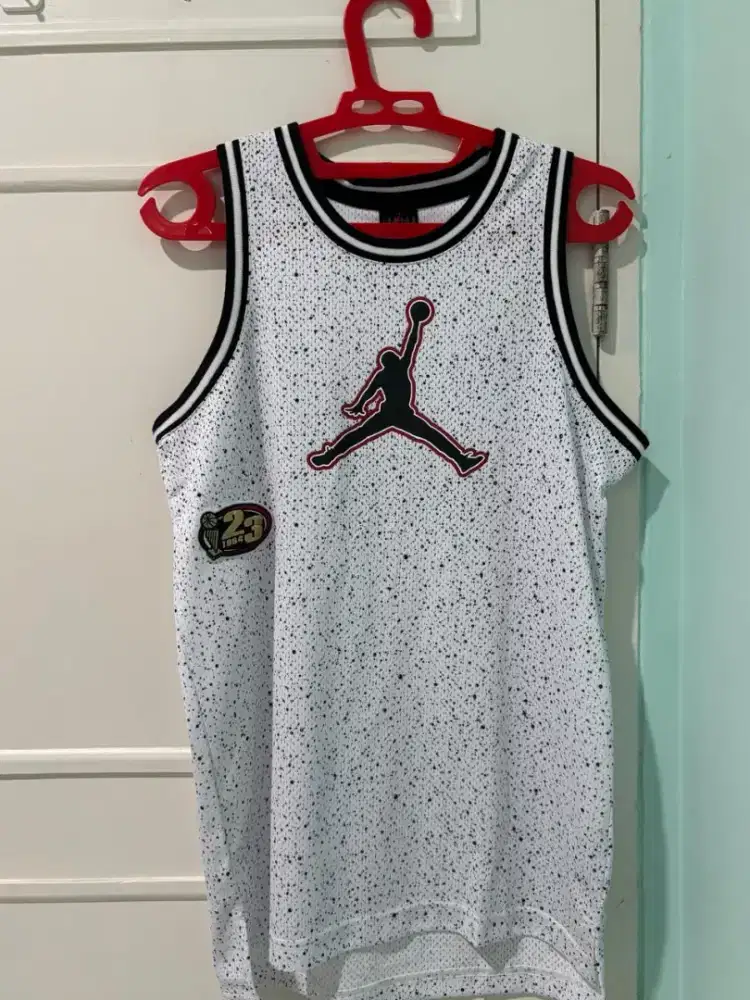 Jersey Jordan Ukuran XL