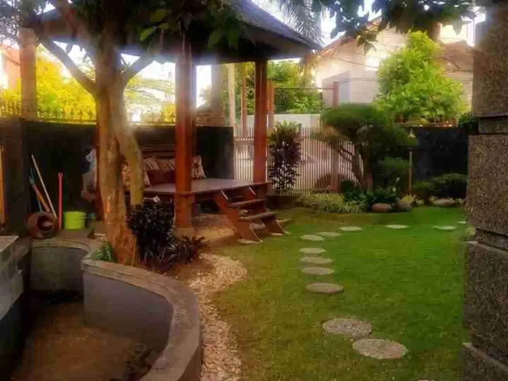 JUAL RUMAH MEWAH HOOK KOMPLEK SETRA DAGO ANTAPANI