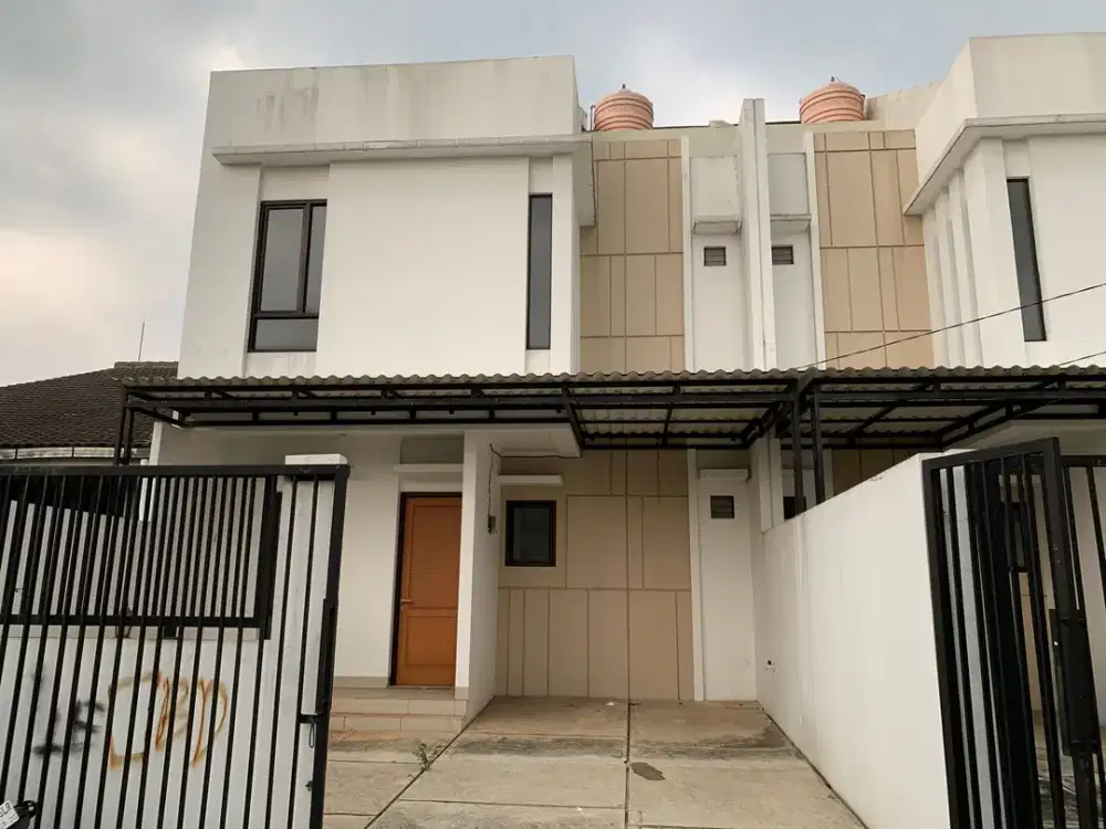 Rumah Luas Terawat 8 Menit ke Stasiun Jurang Mangu Siap Huni J-38324