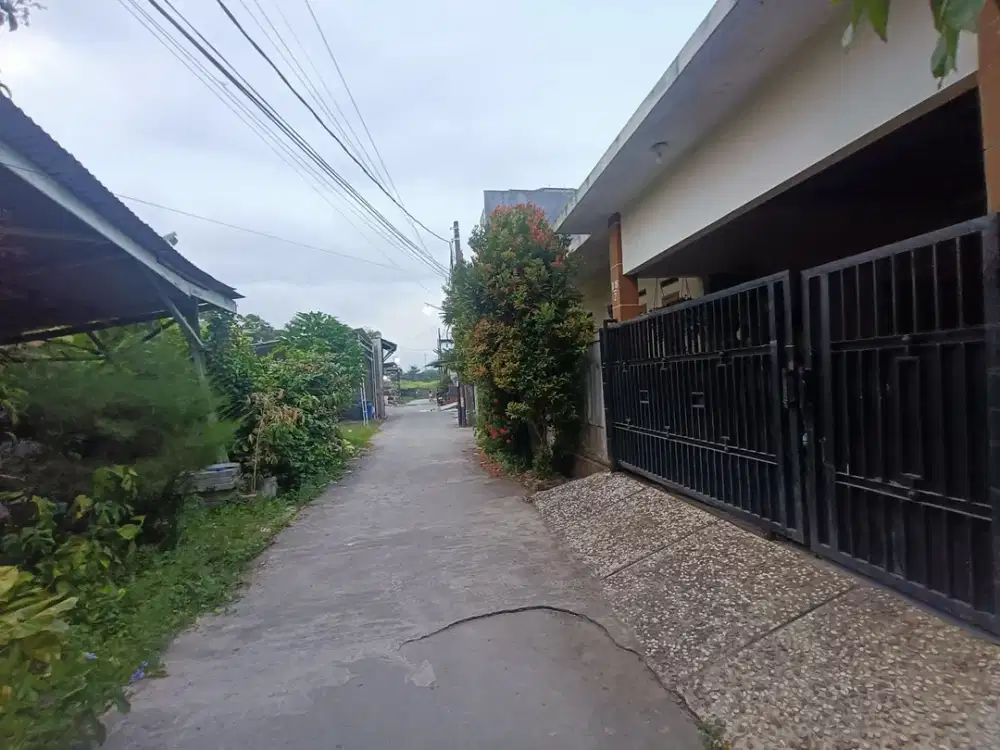 Rumah LT 120 Terawat 9 Menit ke RS Taman Harapan Baru Bisa KPR J-38618