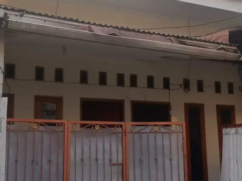 Rumah 2 KT di Bekasi Dekat Terminal Sumber Artha Hadap Timur J-27017