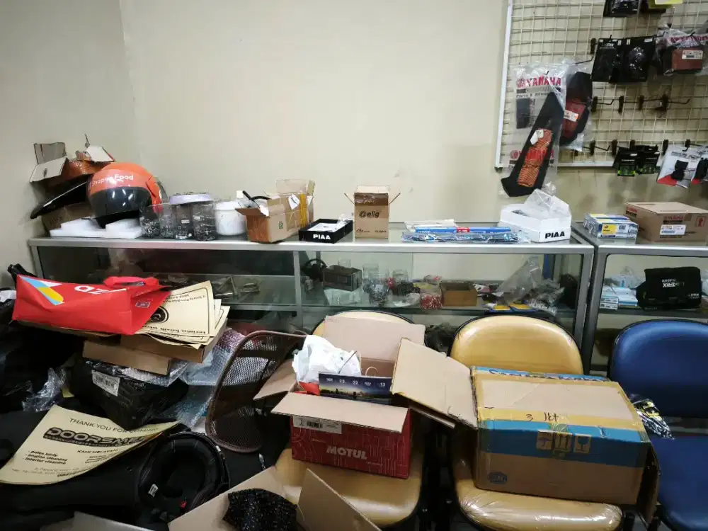 Dijual etalase aluminum