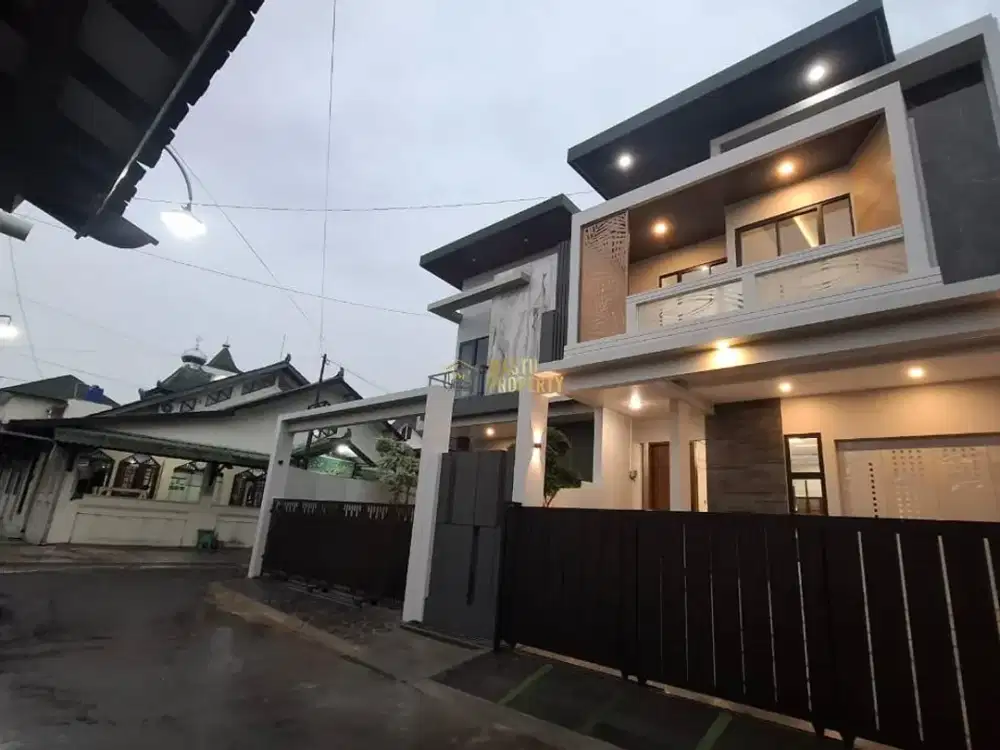RUMAH MEWAH MODERN DEKAT JALAN KALIURANG KM 8 – SIAP HUNI & LOKASI PREMIUM