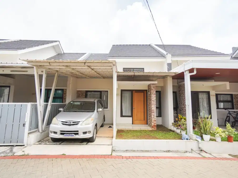 Rumah SHM Siap Huni 15 Menit ke Cibinong City Mall Dibantu KPR J-31476