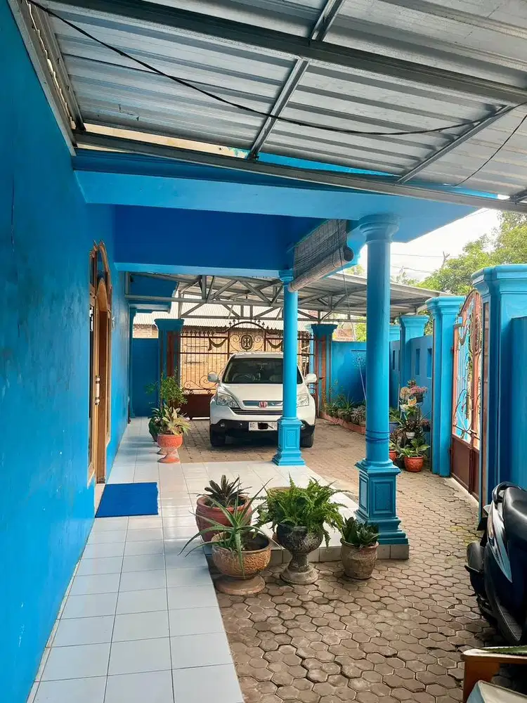 Rumah & tempat usaha dibelakang RS cahaya medika