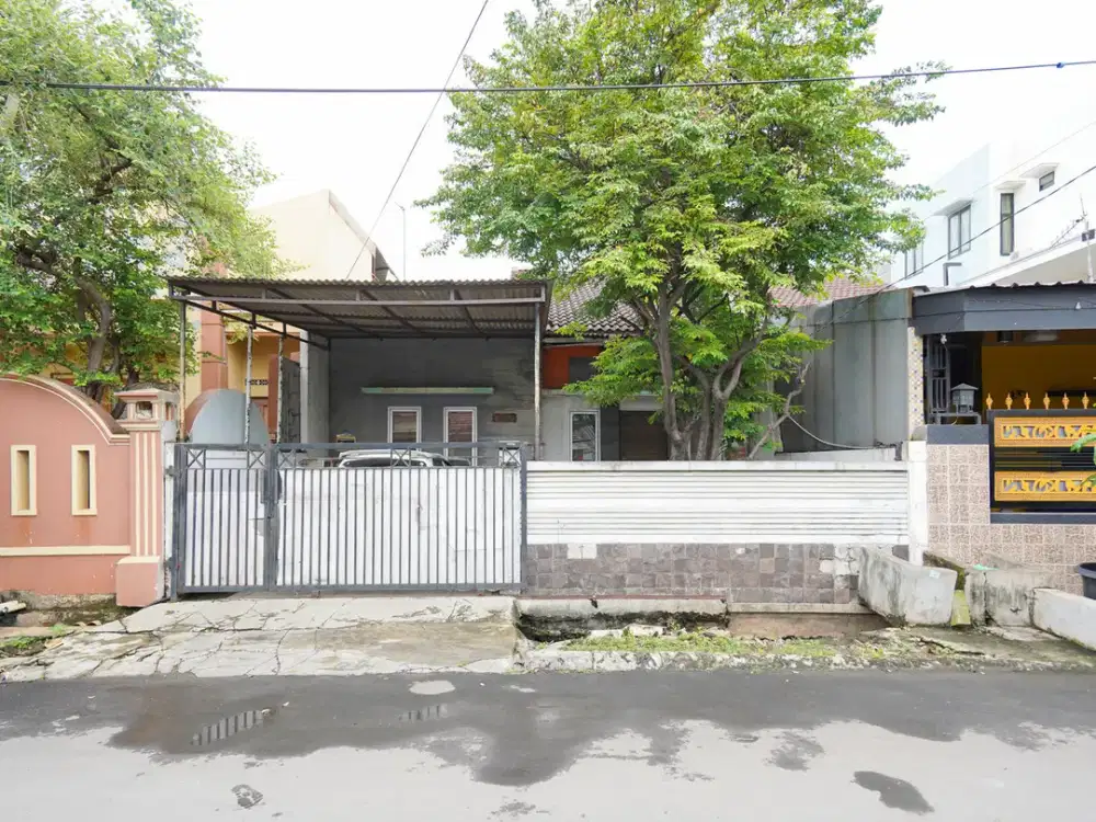 Rumah LT 161 Asri 3 Menit ke RS Taman Harapan Baru Siap Huni J-30265