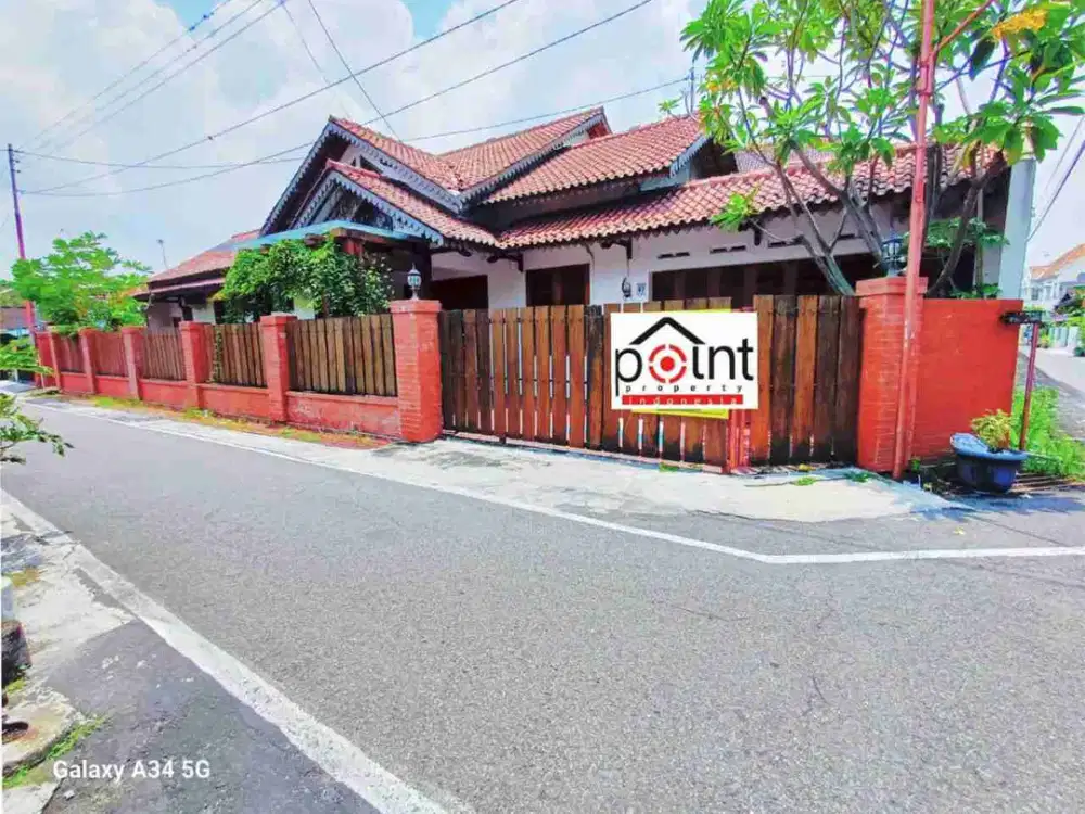 Rumah Semi Etnik Dekat ke Pasar Nusukan