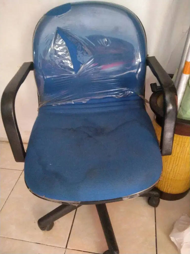 kursi kantor 2 , gercep. BU