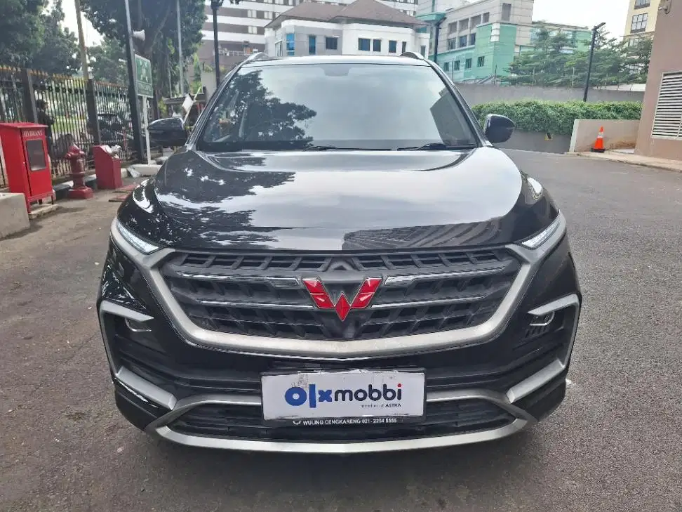 LOW DP Wuling Almaz 1.5 Smart Enjoy 7-Seater Bensin-AT 2022 PZF