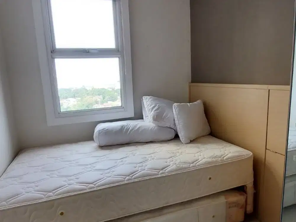 Apartemen Parahyangan Residence Semi Furnished 2 BR Dekat Kampus